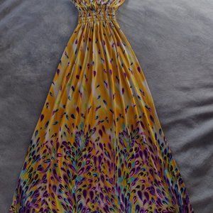 Beautiful and bright flowing full length dress size 6